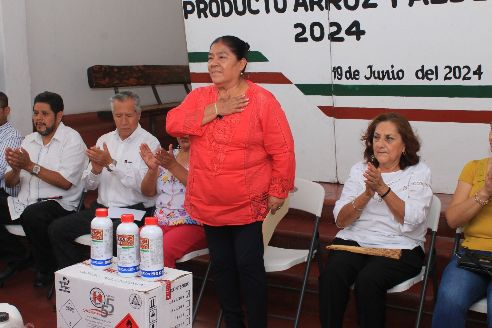 Fortalecen autoridades de Temixco al campo con entrega de fertilizantes 3 1000311742