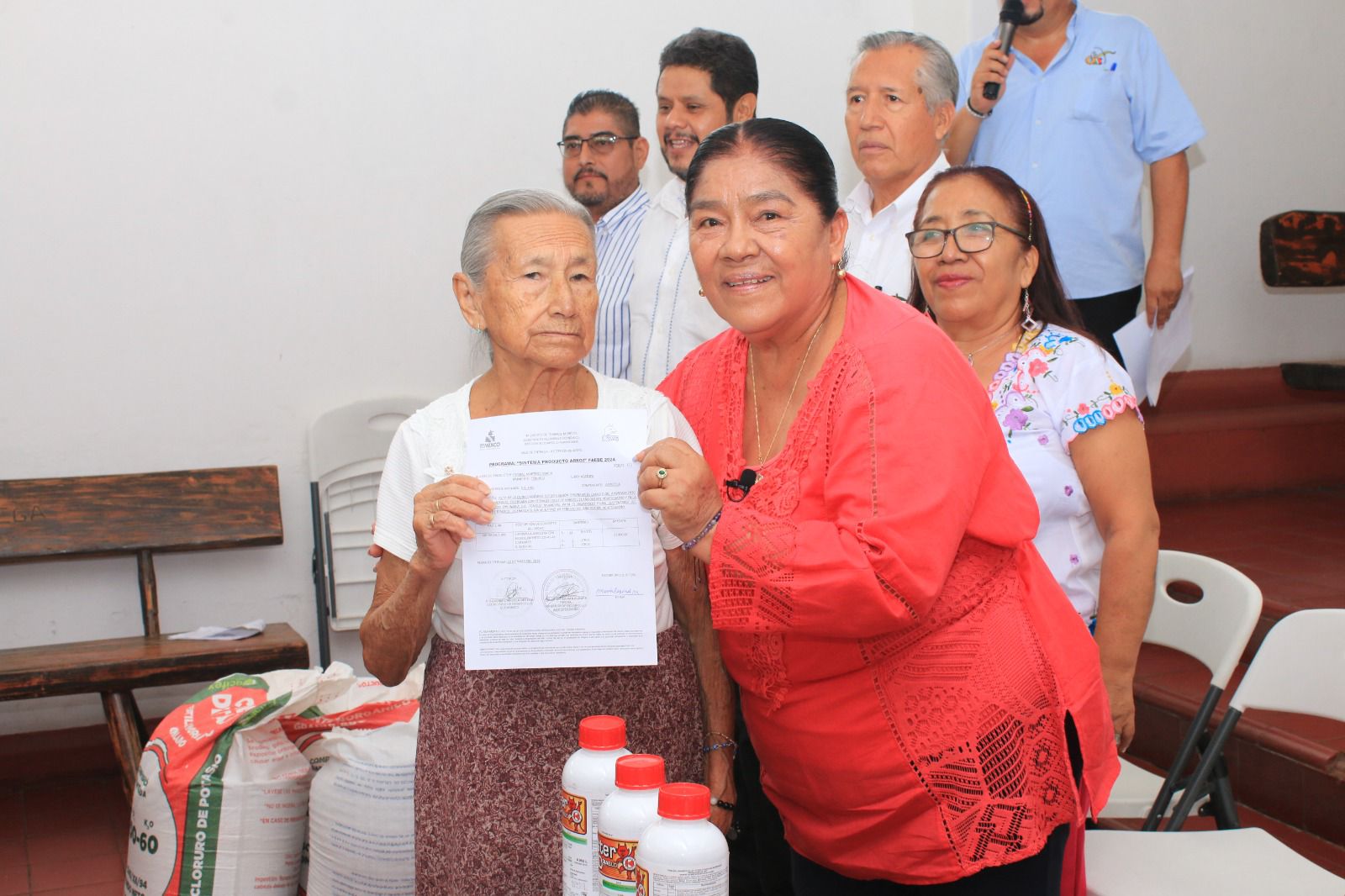 Fortalecen autoridades de Temixco al campo con entrega de fertilizantes 1 1000311746