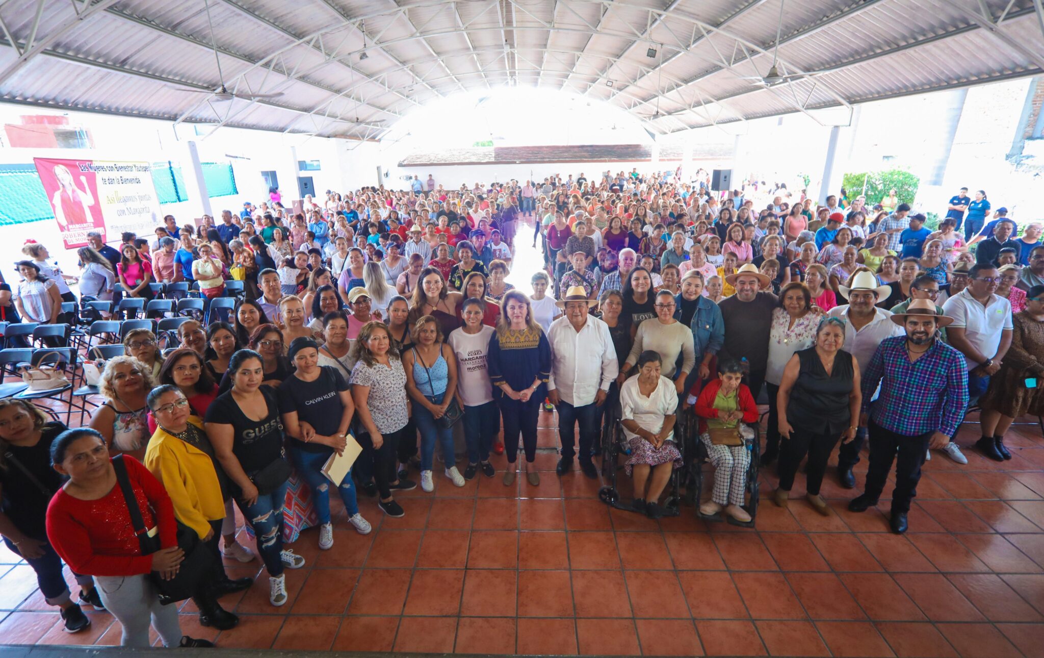 Mujeres de Yautepec se suman al programa de bienestar de Margarita González Saravia 3 1000343997