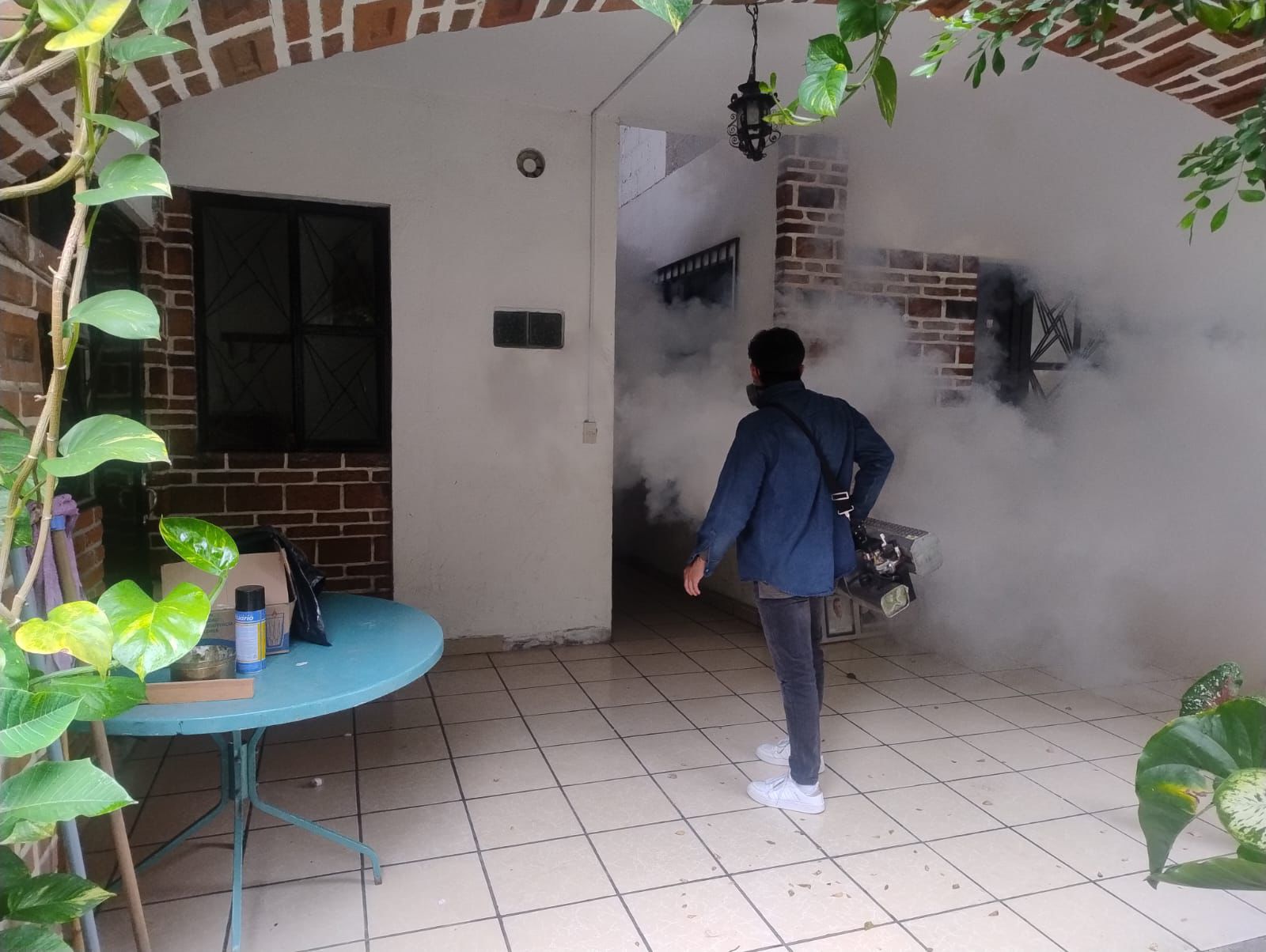 Atiende Dirección de Salud Pública de Temixco reporte por fumigaciones vs el Dengue, Zika y Chikungunya 3 1000357898 1