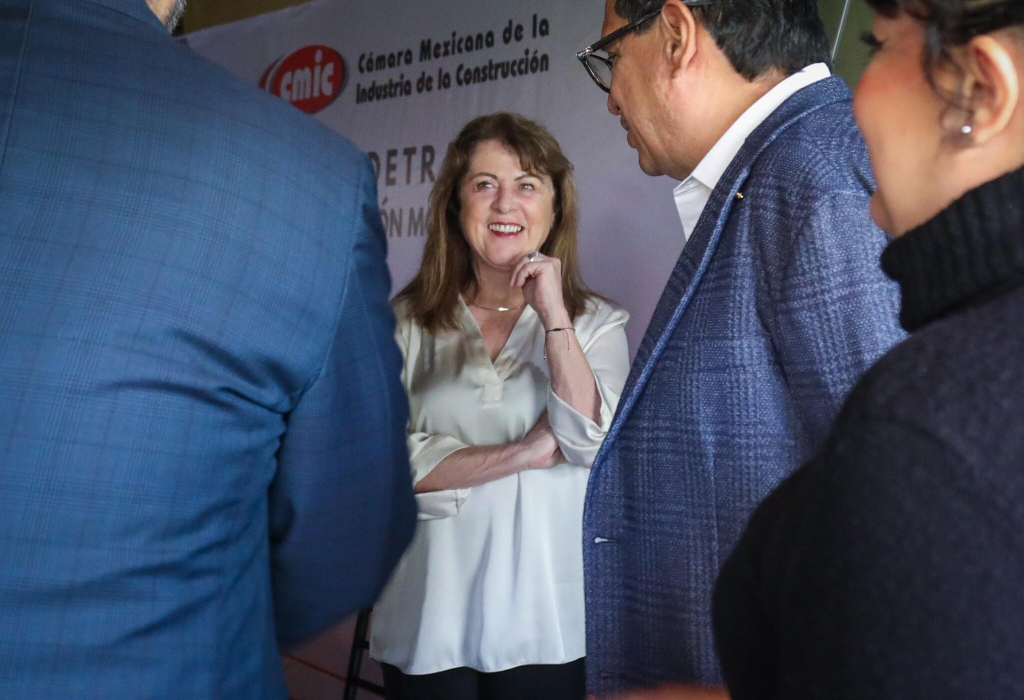 Dialoga Margarita González Saravia con líderes constructores de Morelos 3 1000365937