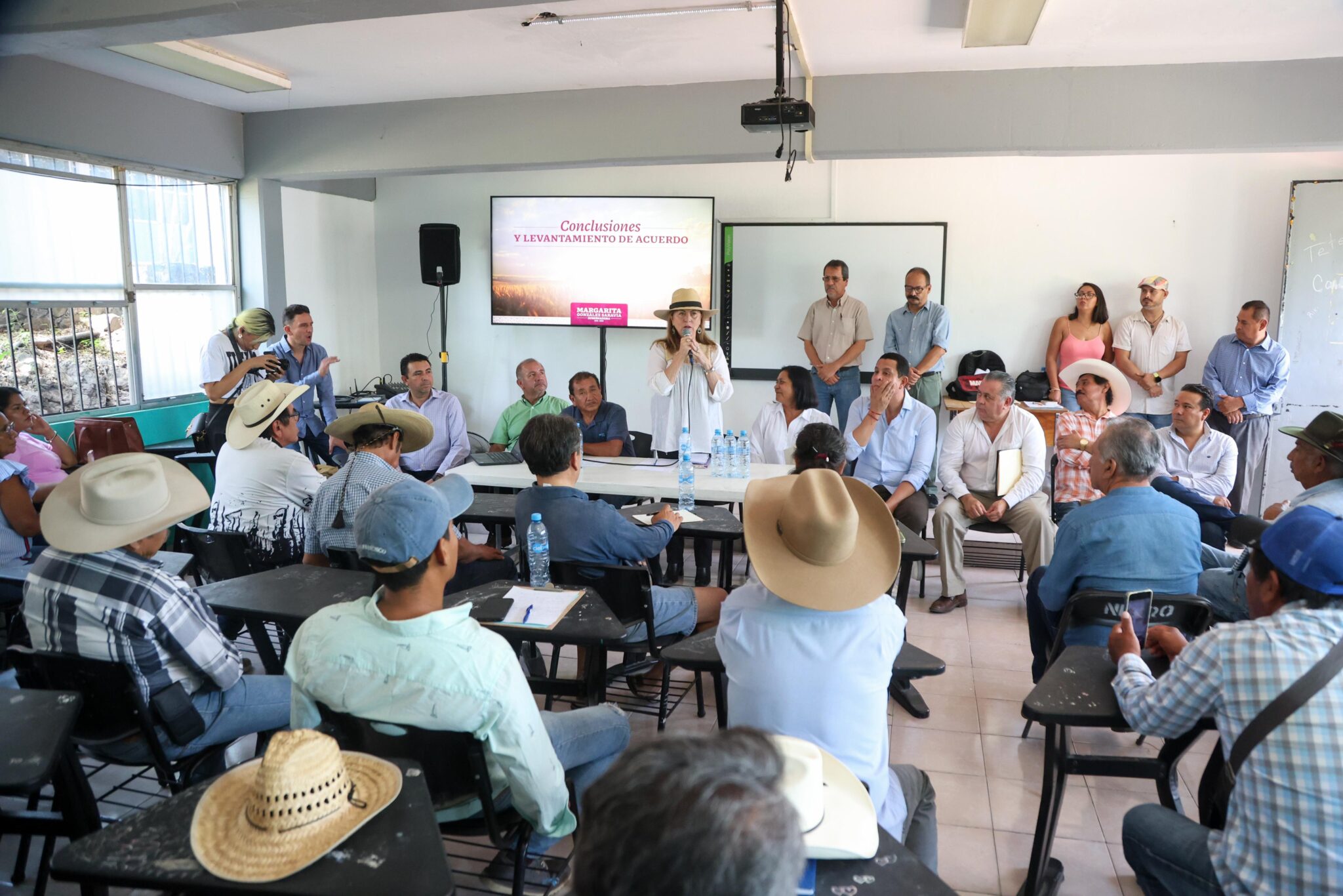 Apoyo en la comercialización y vinculación de mercados para el campo: Margarita González Saravia 3 1000368232
