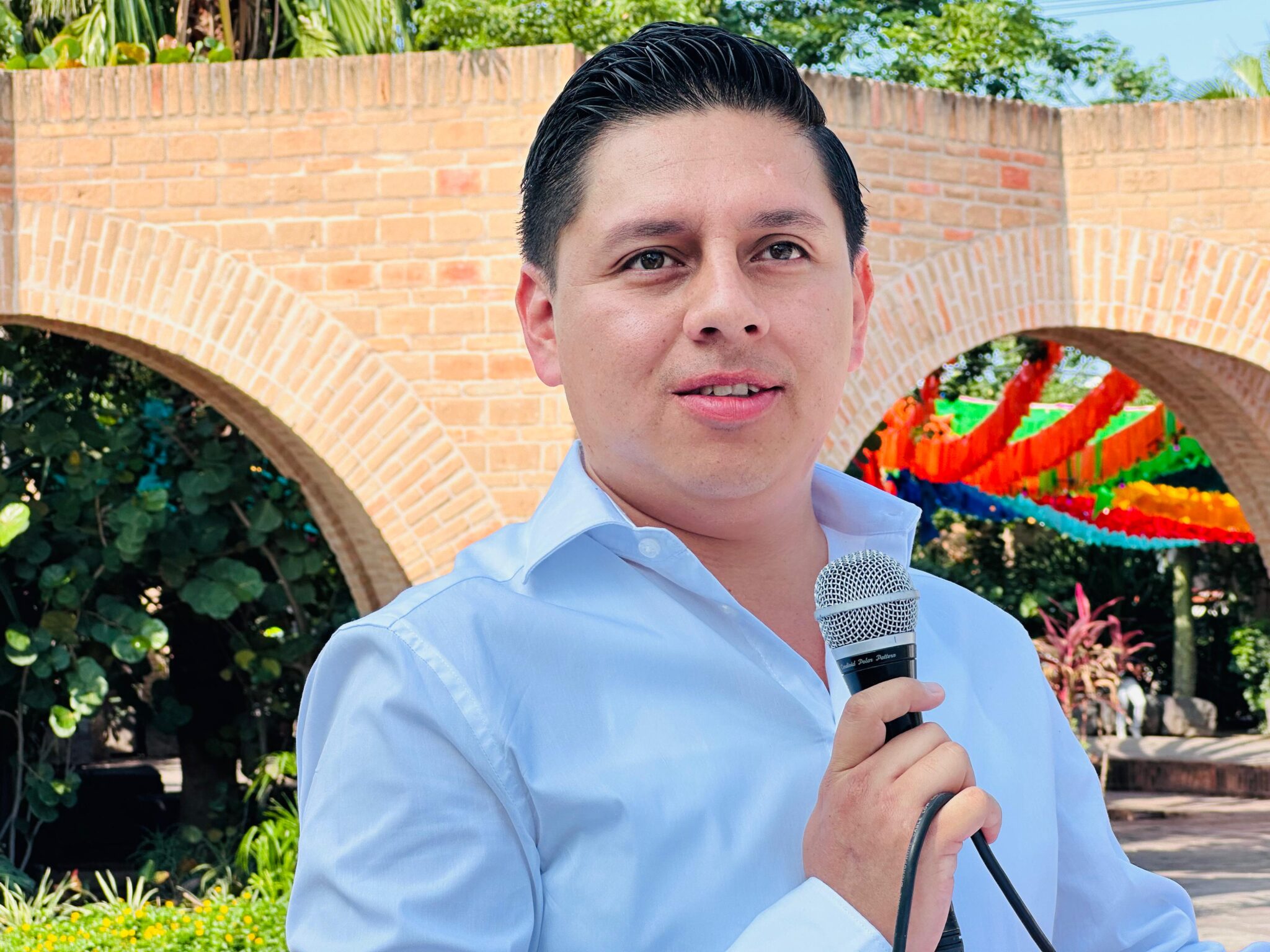 Ceremonia cívica conmemorativa por el CLXV Aniversario del Natalicio del Gral. Emiliano Zapata 1 1000373893