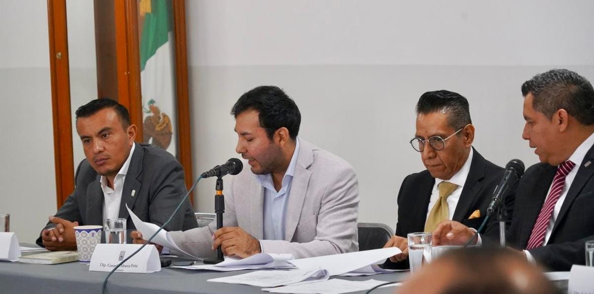 Queda instalada formalmente la Comisión de Gobernación y Gran Jurado; será presidida por el dip Omar Livera 3 1000448348