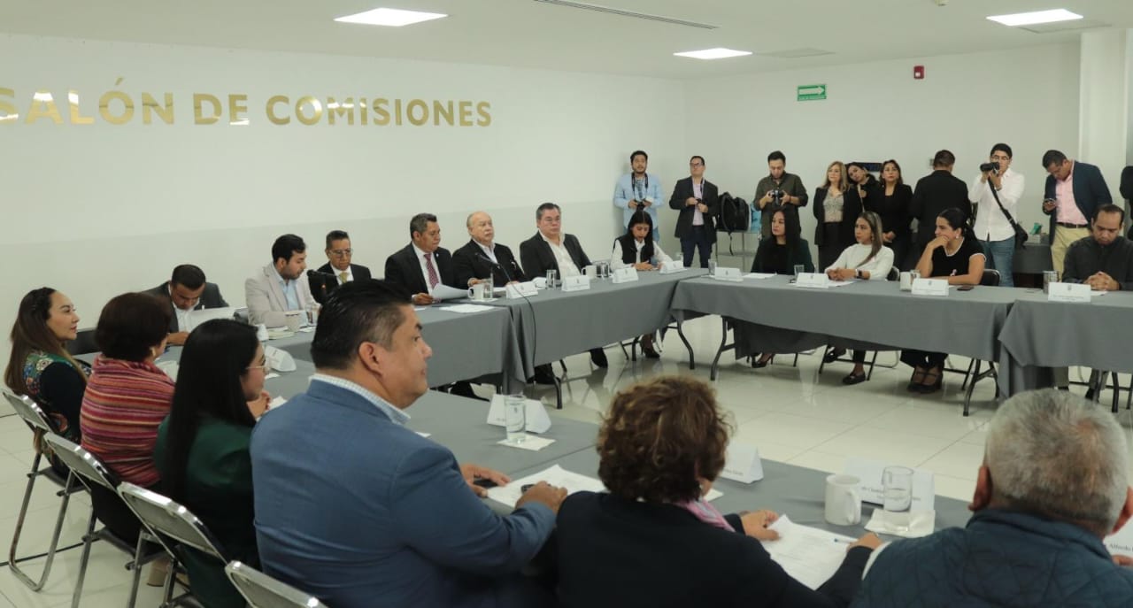 Queda instalada formalmente la Comisión de Gobernación y Gran Jurado; será presidida por el dip Omar Livera 9 1000448353