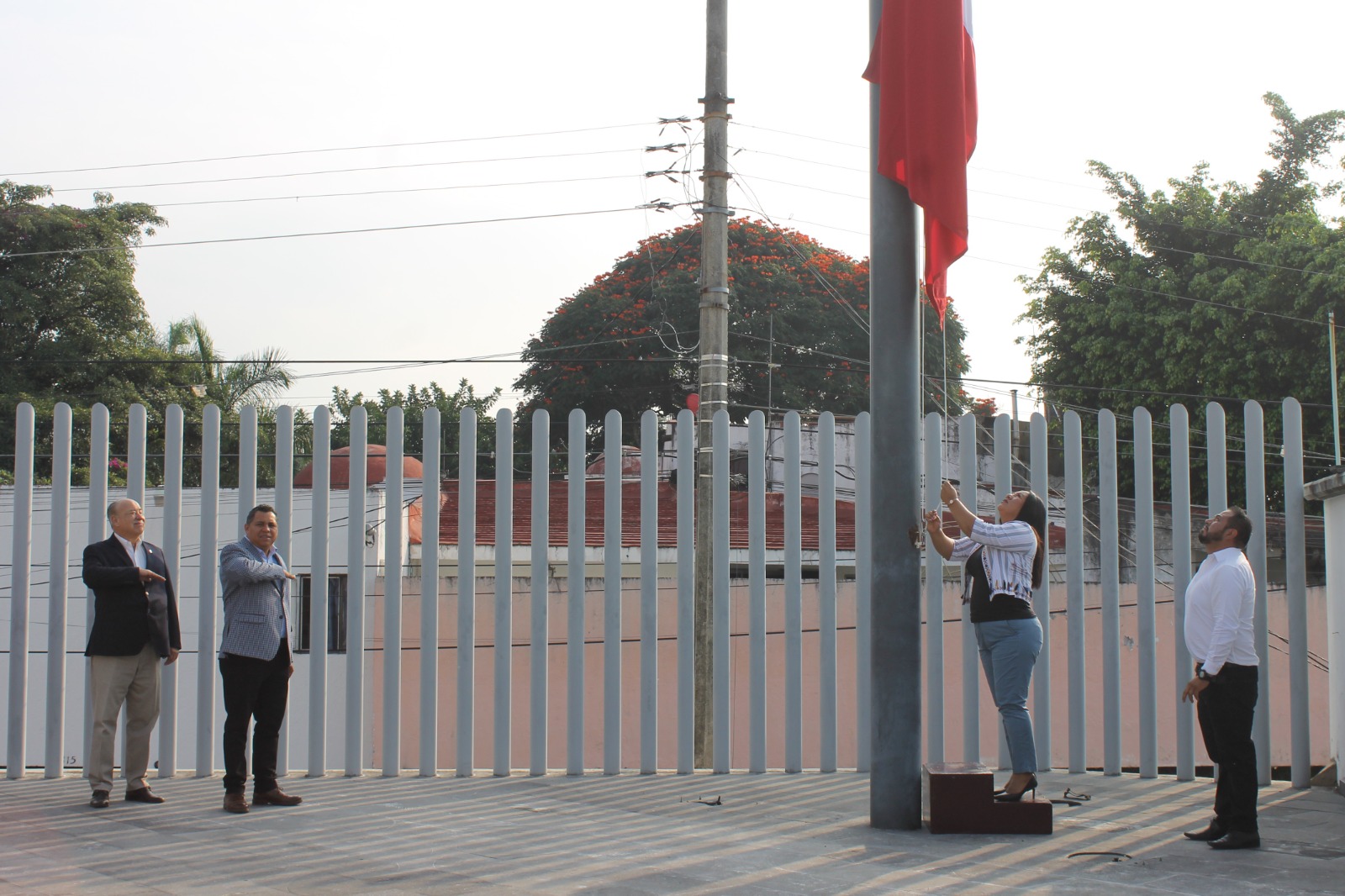 ENCABEZA LA DIPUTADA JAZMÍN SOLANO HONORES A LA BANDERA EN EL CONGRESO DE MORELOS 1 1000494010