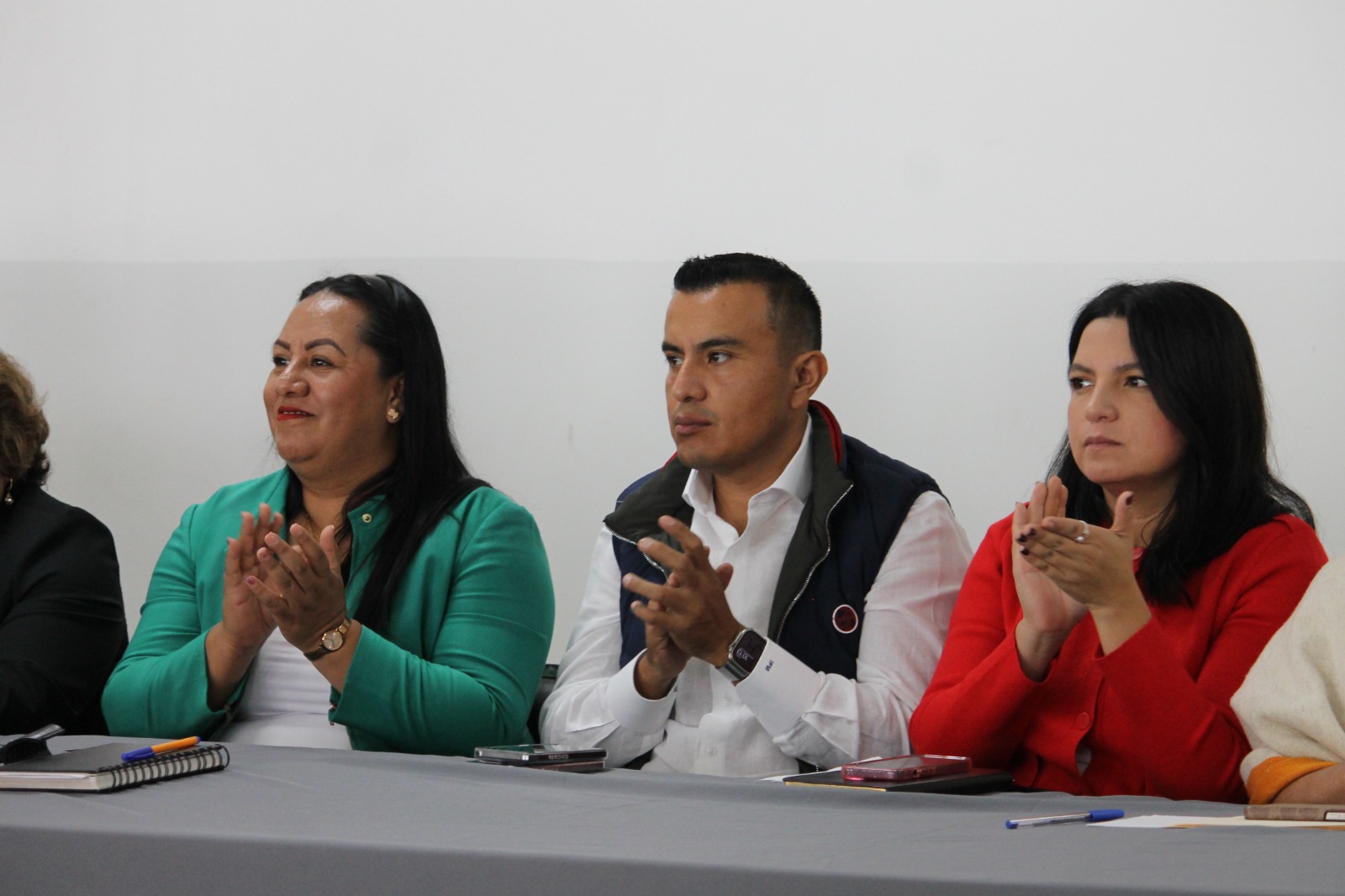 Escuchan las y los diputados de Morelos demandas de maestros jubilados y en activo 1 1000497215