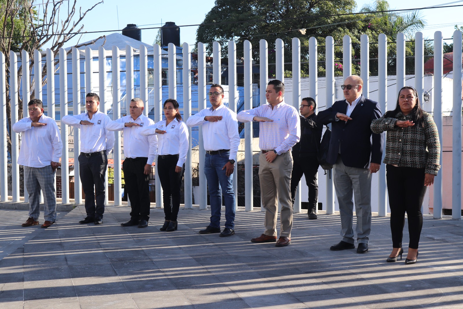 Rinde Honores a la Bandera diputados y personal del Congreso de Morelos 2 1000545227