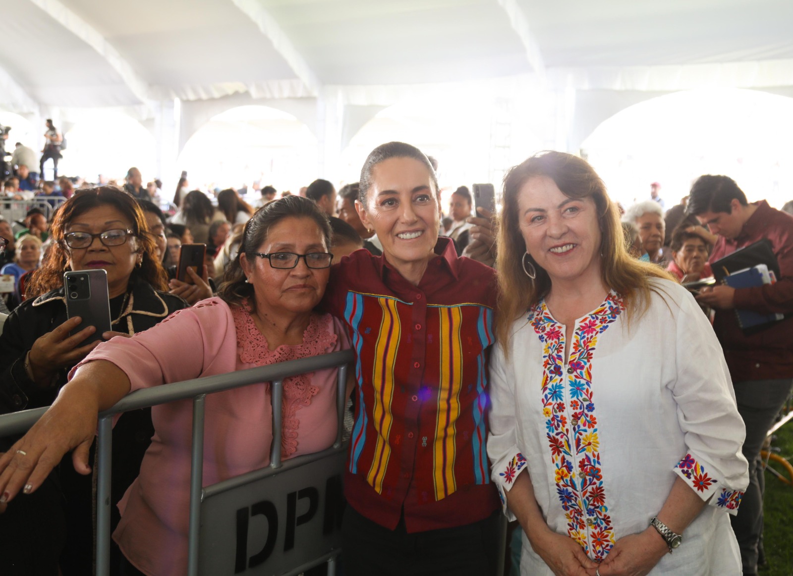 Claudia Sheinbaum y Margarita González Saravia van de la mano para concretar la transformación de Morelos bajo los principios de no mentir, no robar y no traicionar 13 1000579836