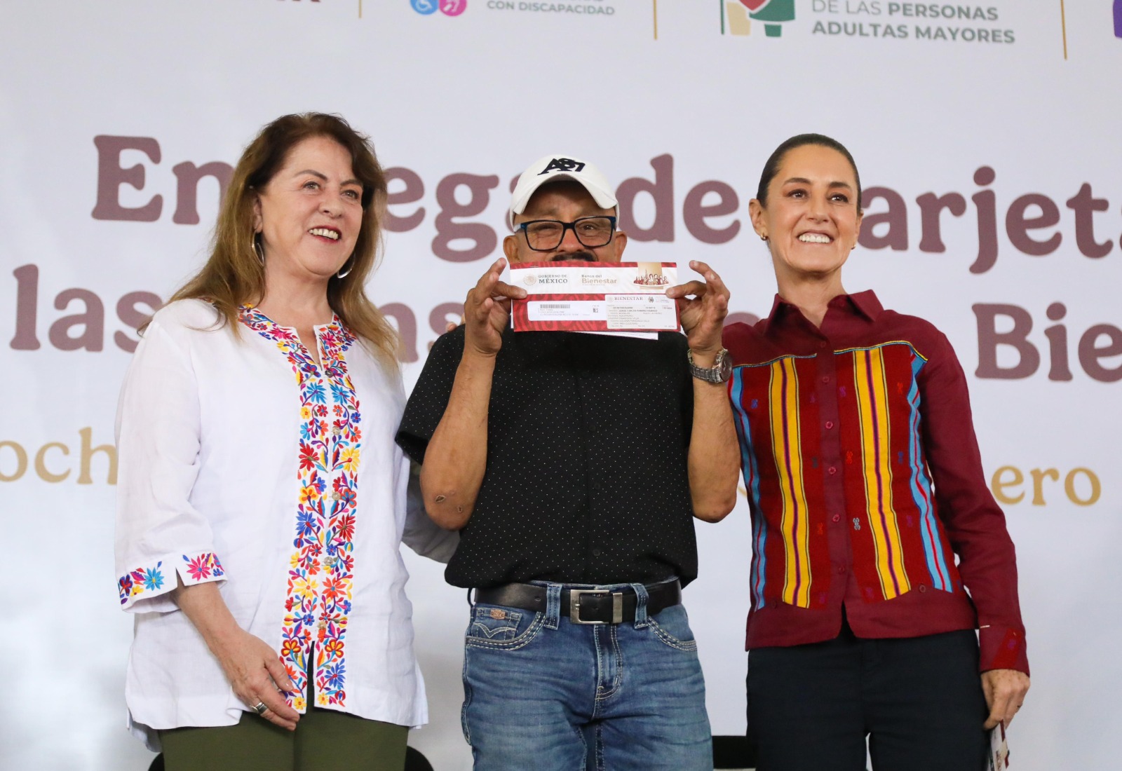 Claudia Sheinbaum y Margarita González Saravia van de la mano para concretar la transformación de Morelos bajo los principios de no mentir, no robar y no traicionar 4 1000579845