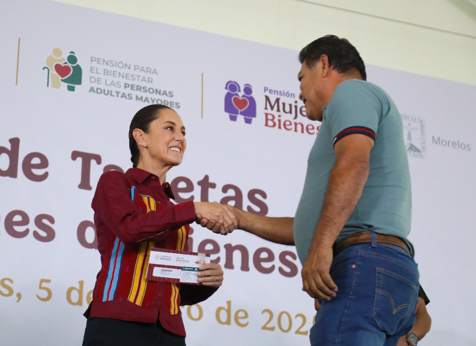 Claudia Sheinbaum y Margarita González Saravia van de la mano para concretar la transformación de Morelos bajo los principios de no mentir, no robar y no traicionar 3 1000579847