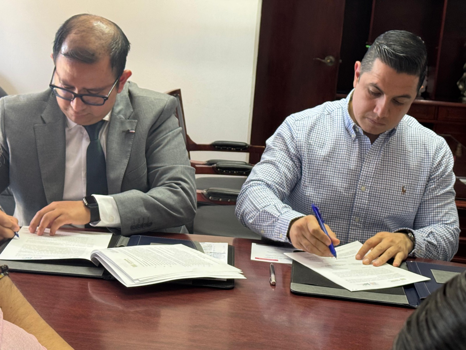 Fortalece Gobierno de Morelos mejora regulatoria con el municipio de Jiutepec 5 1000583662