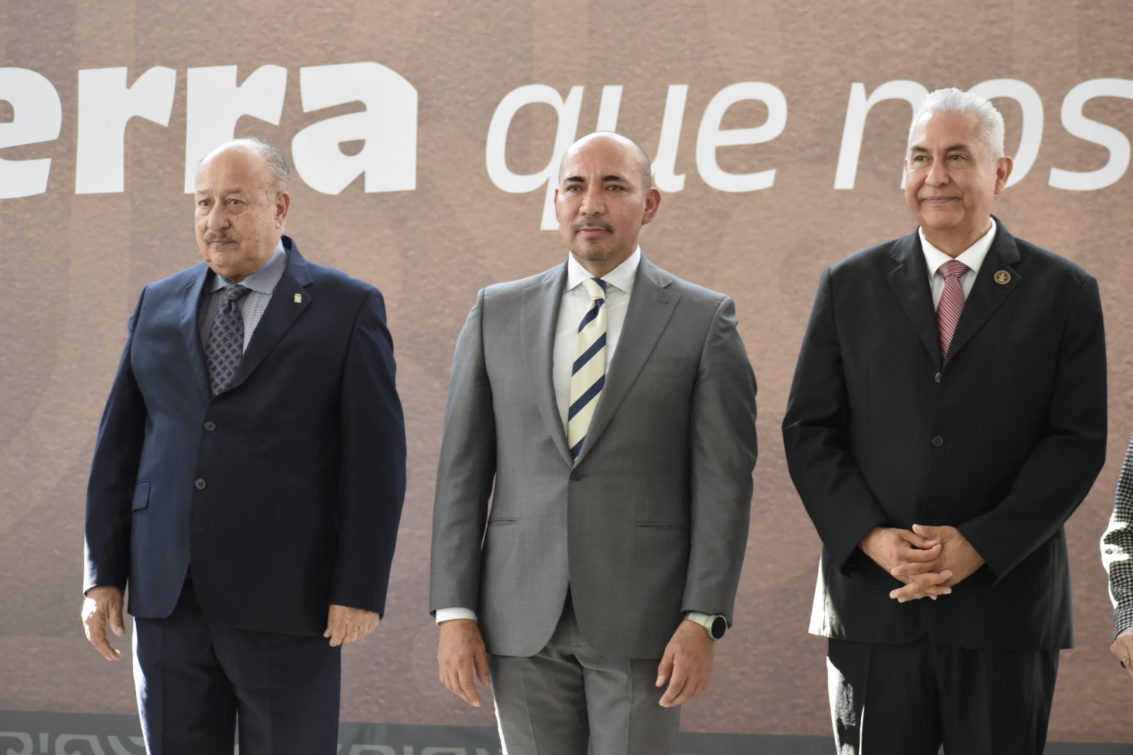 Conmemora Poder Ejecutivo Día de la Bandera de México 1 1000633084