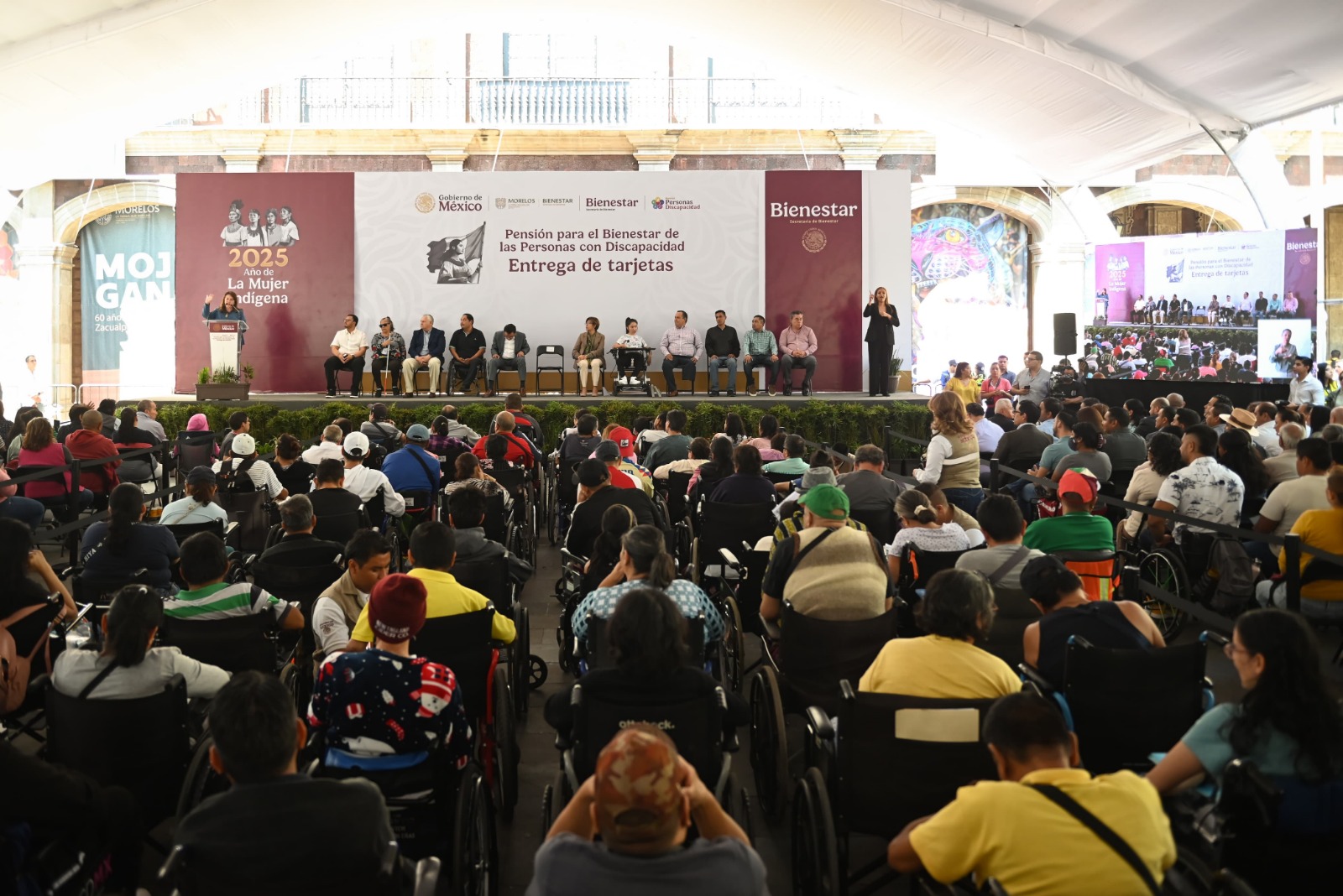 Entregan Margarita González Saravia y Gobierno de México tarjetas del programa de apoyo para personas con discapacidad 1 1000634351