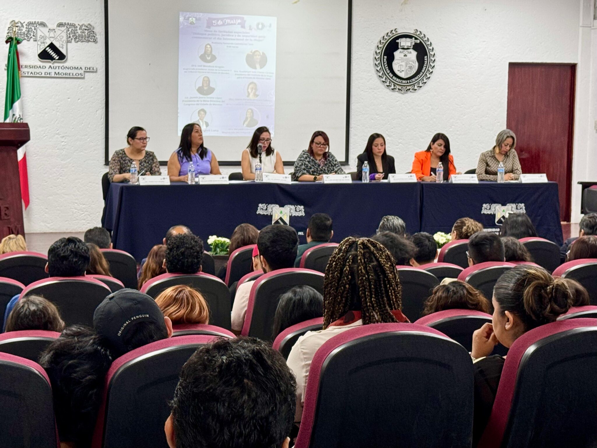 Participa Jazmín Solano López en la mesa: "Diálogos político, jurídico y de seguridad para conmemorar el Día Internacional de la Mujer 3 1000644401
