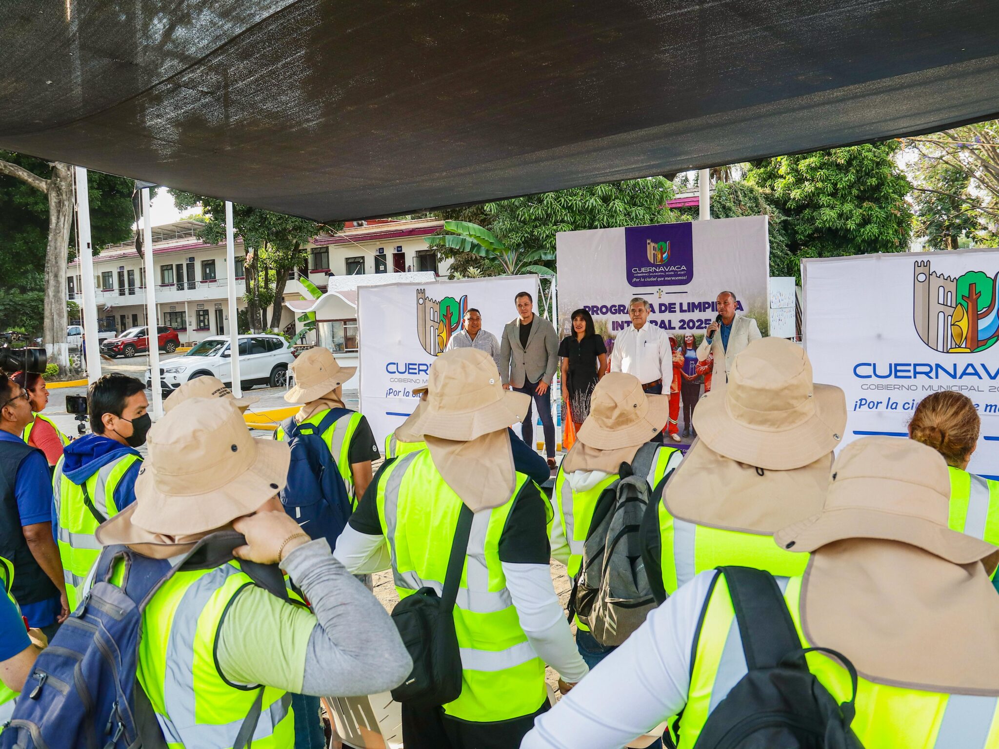 Ayuntamiento de Cuernavaca pone en Martínez el programa Empleo temporal para una ciudad más limpia y sostenible 6 1000686474