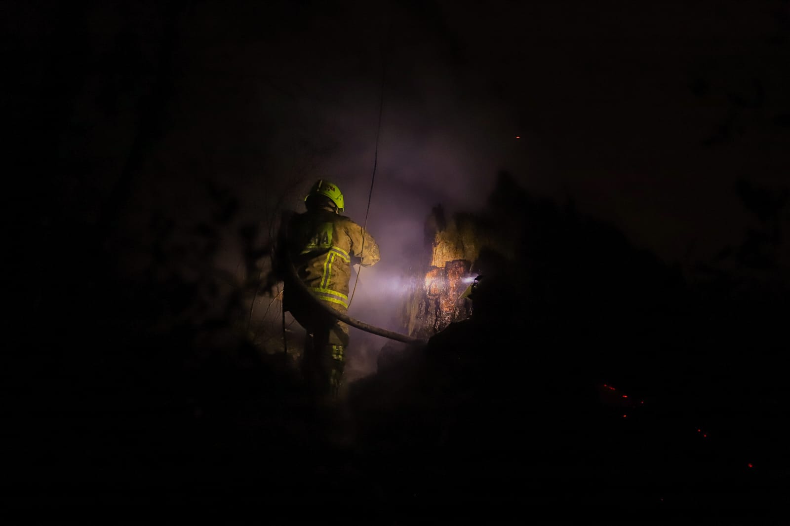 Activan operativo preventivo por propagación del fuego en Tepoztlán" 2 1000705739