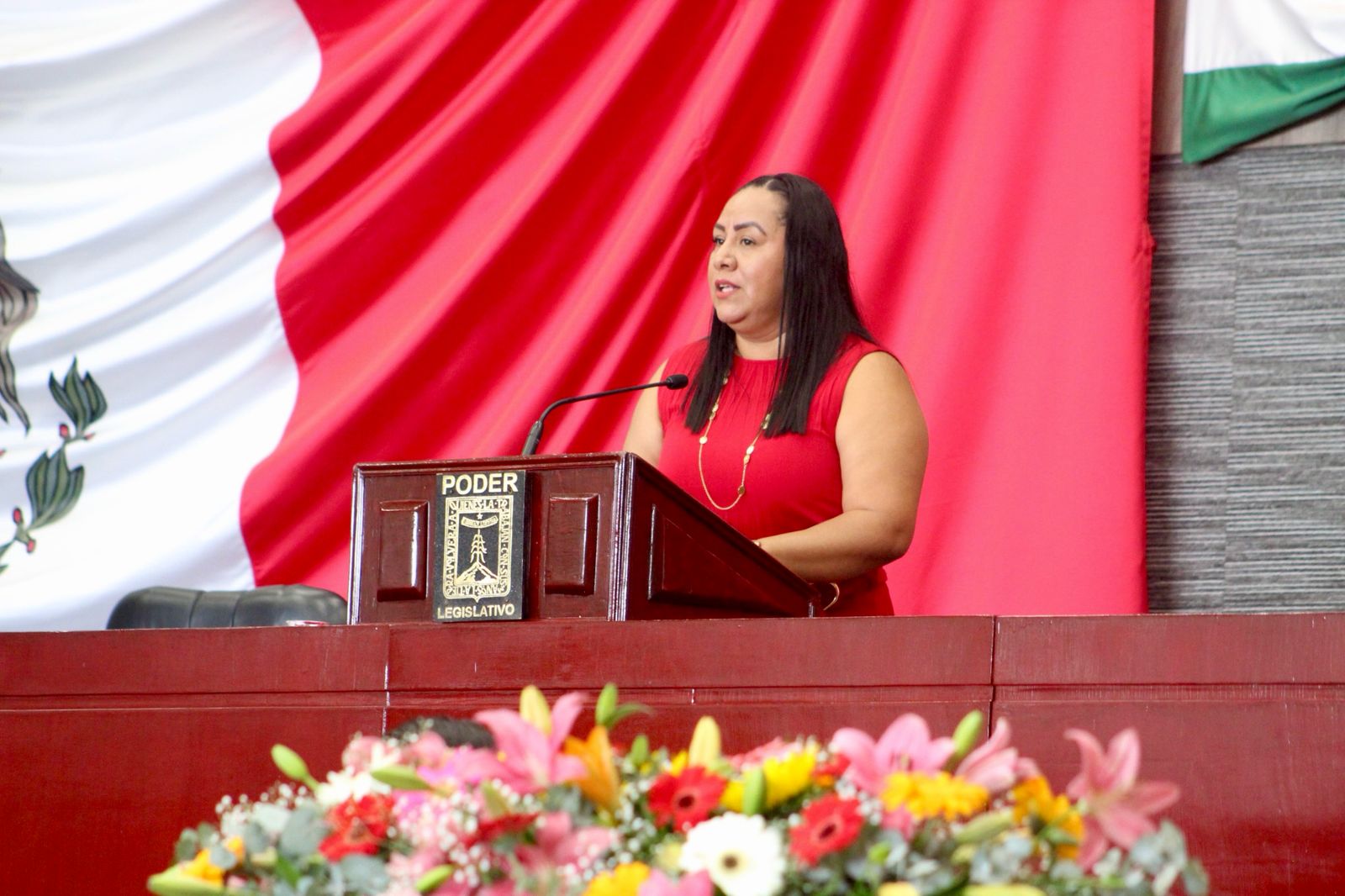 Conmemoran diputadas y diputados creación de nuestra entidad federativa y entregan Medalla de Honor del Congreso del Estado de Morelos, 2025 15 1000716165