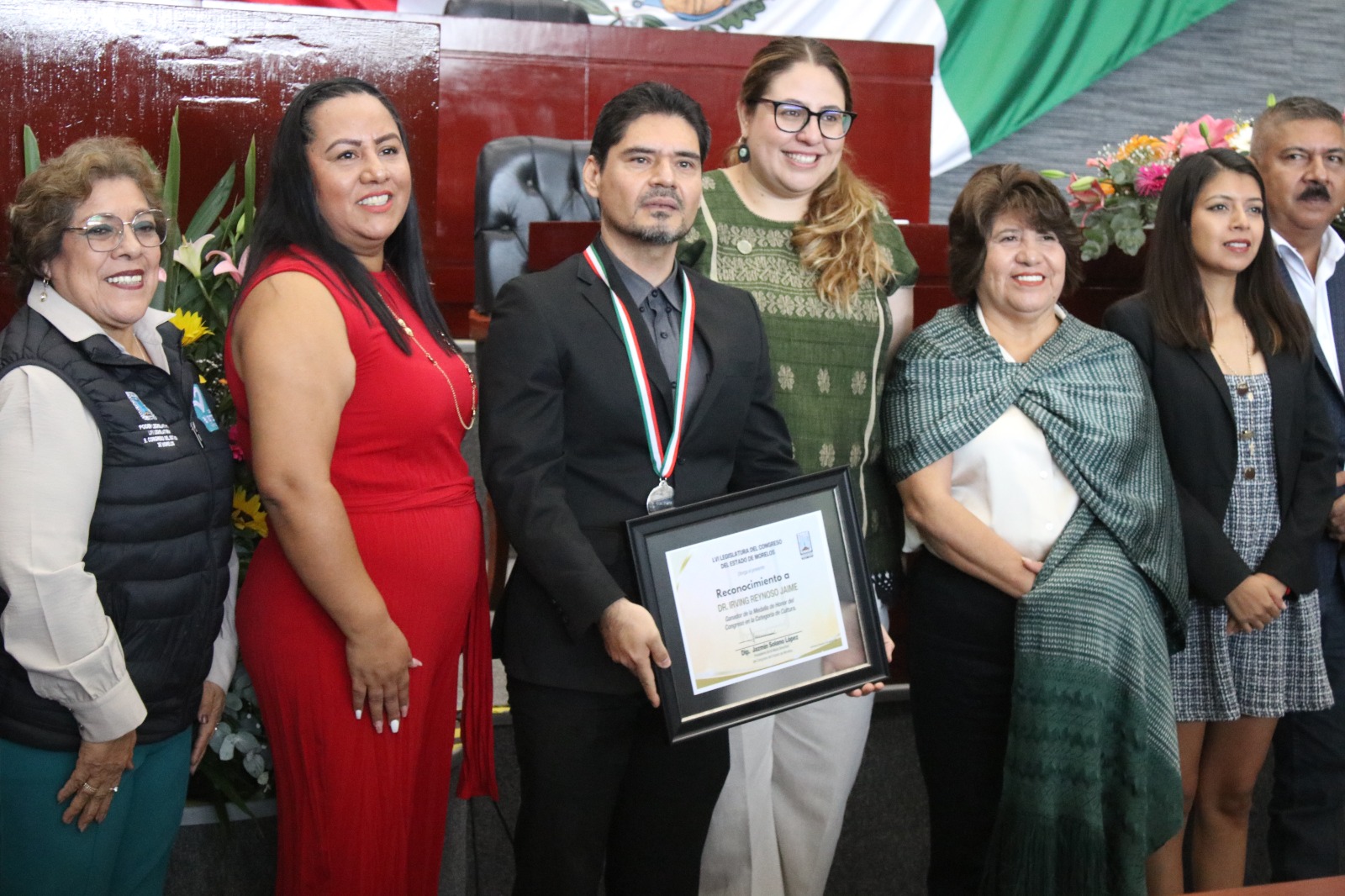 Conmemoran diputadas y diputados creación de nuestra entidad federativa y entregan Medalla de Honor del Congreso del Estado de Morelos, 2025 16 1000716169