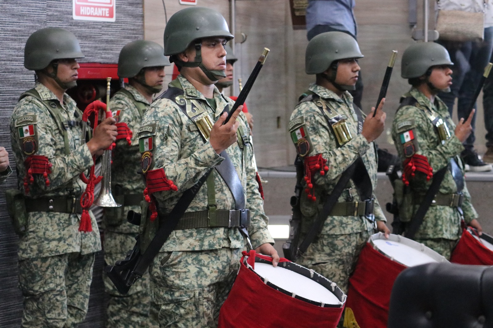 Conmemoran diputadas y diputados creación de nuestra entidad federativa y entregan Medalla de Honor del Congreso del Estado de Morelos, 2025 2 1000716365