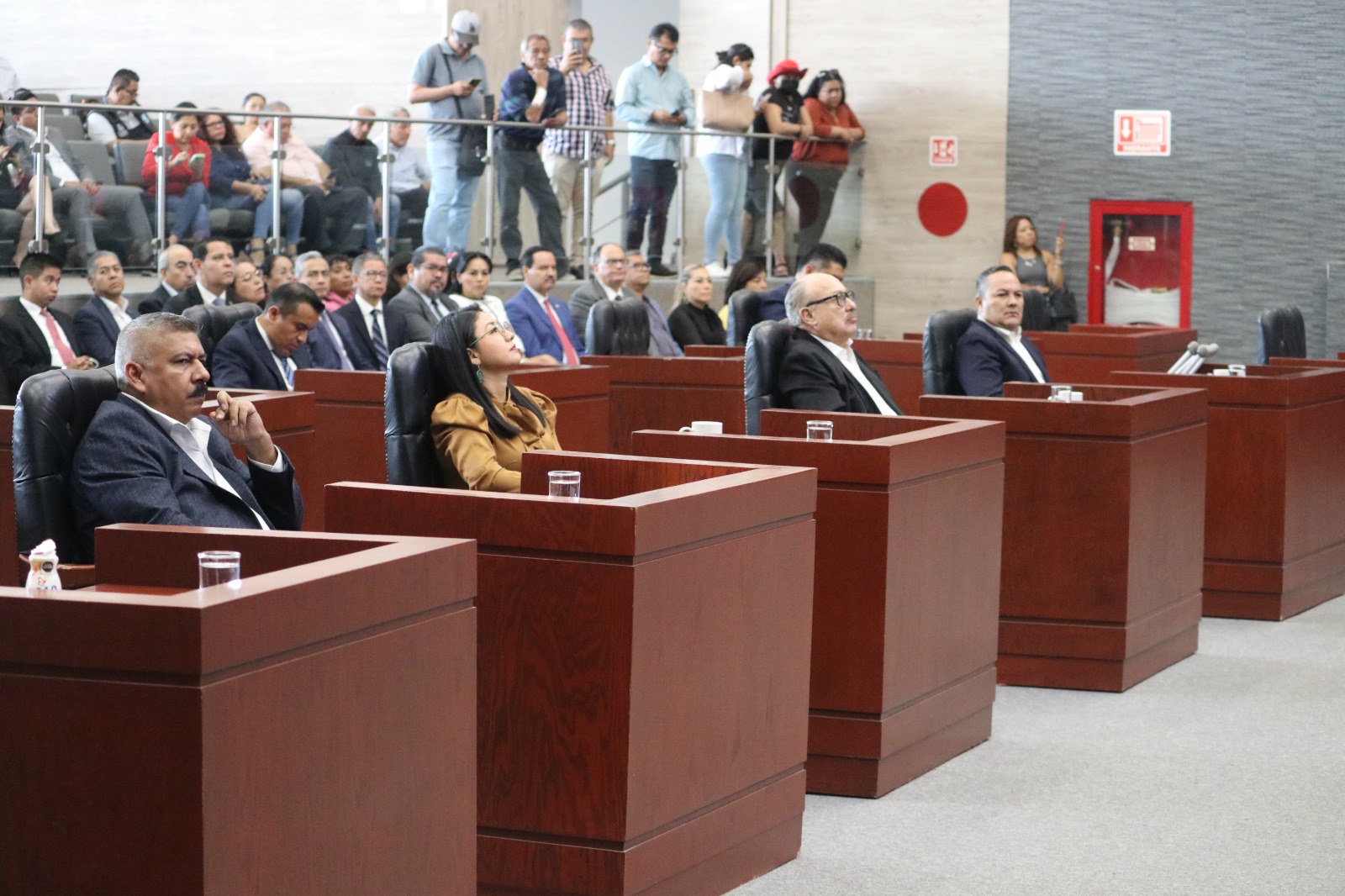 Conmemoran diputadas y diputados creación de nuestra entidad federativa y entregan Medalla de Honor del Congreso del Estado de Morelos, 2025 4 1000716368