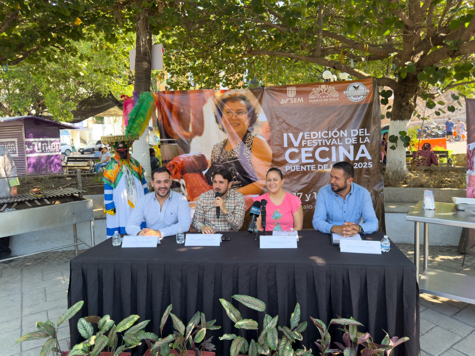 Promuven identidad gastronómica de la zona sur con la Feria de la Cecina Ixtlexa 10 1000748734