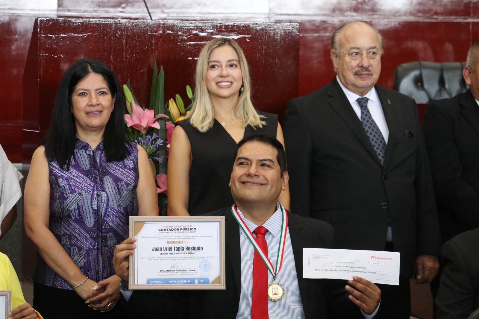 Entrega Congreso de Morelos el Premio Estatal de Contadores Públicos "Fernando Diez Barroso 2025" 7 1000768548