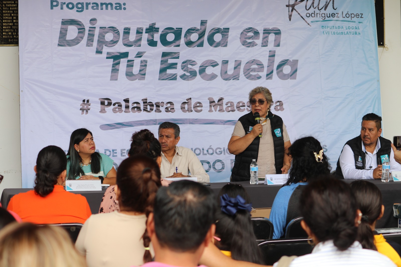 Entrega Ruth Cleotilde Rodríguez equipos de cómputo a planteles educativos de siete municipios en el marco del programa "Diputada en tu escuela" 8 1000779272