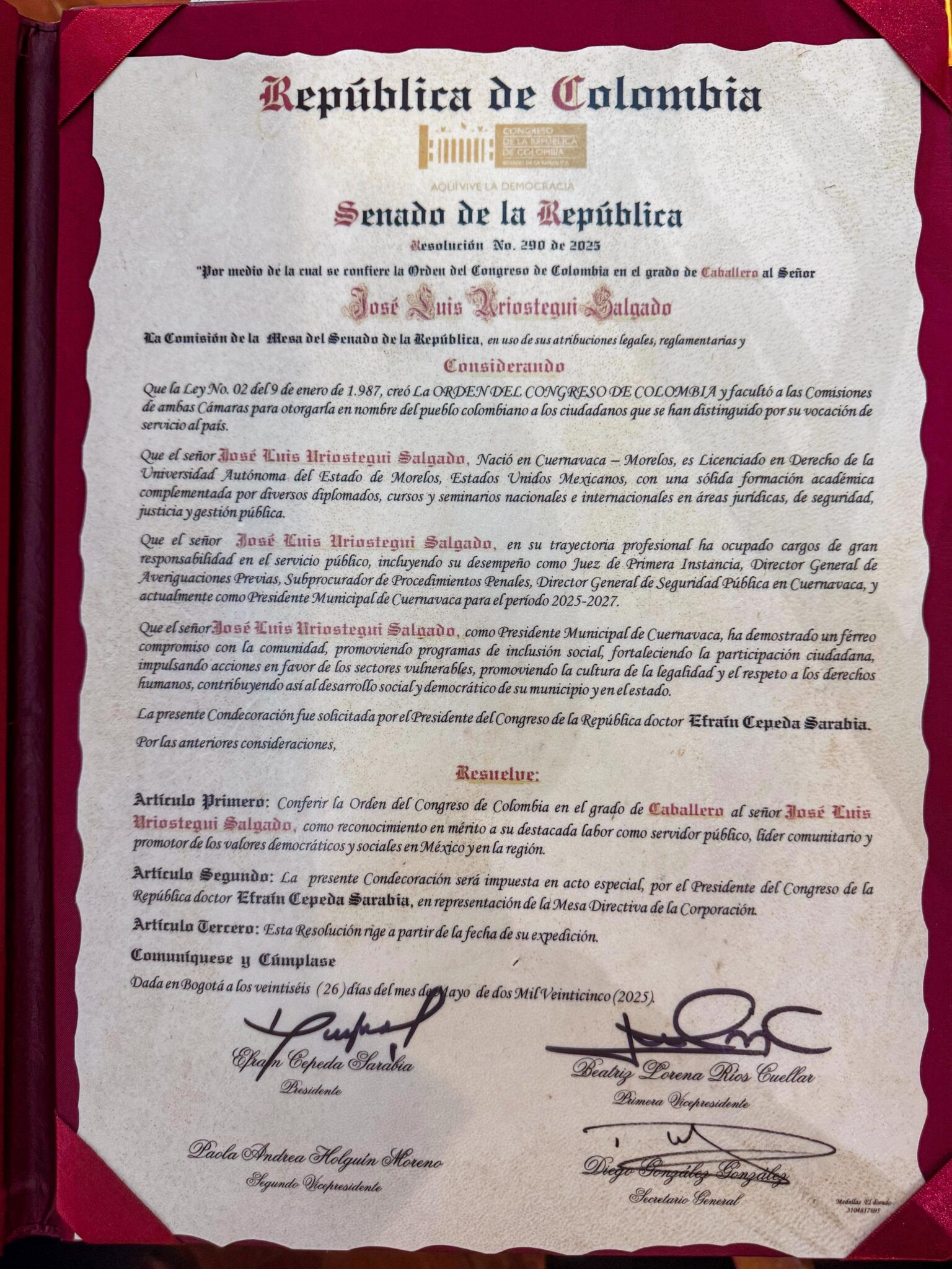 Colombia reconoce a José Luis Urióstegui por su liderazgo humanista y compromiso con la democracia 3 1000788797