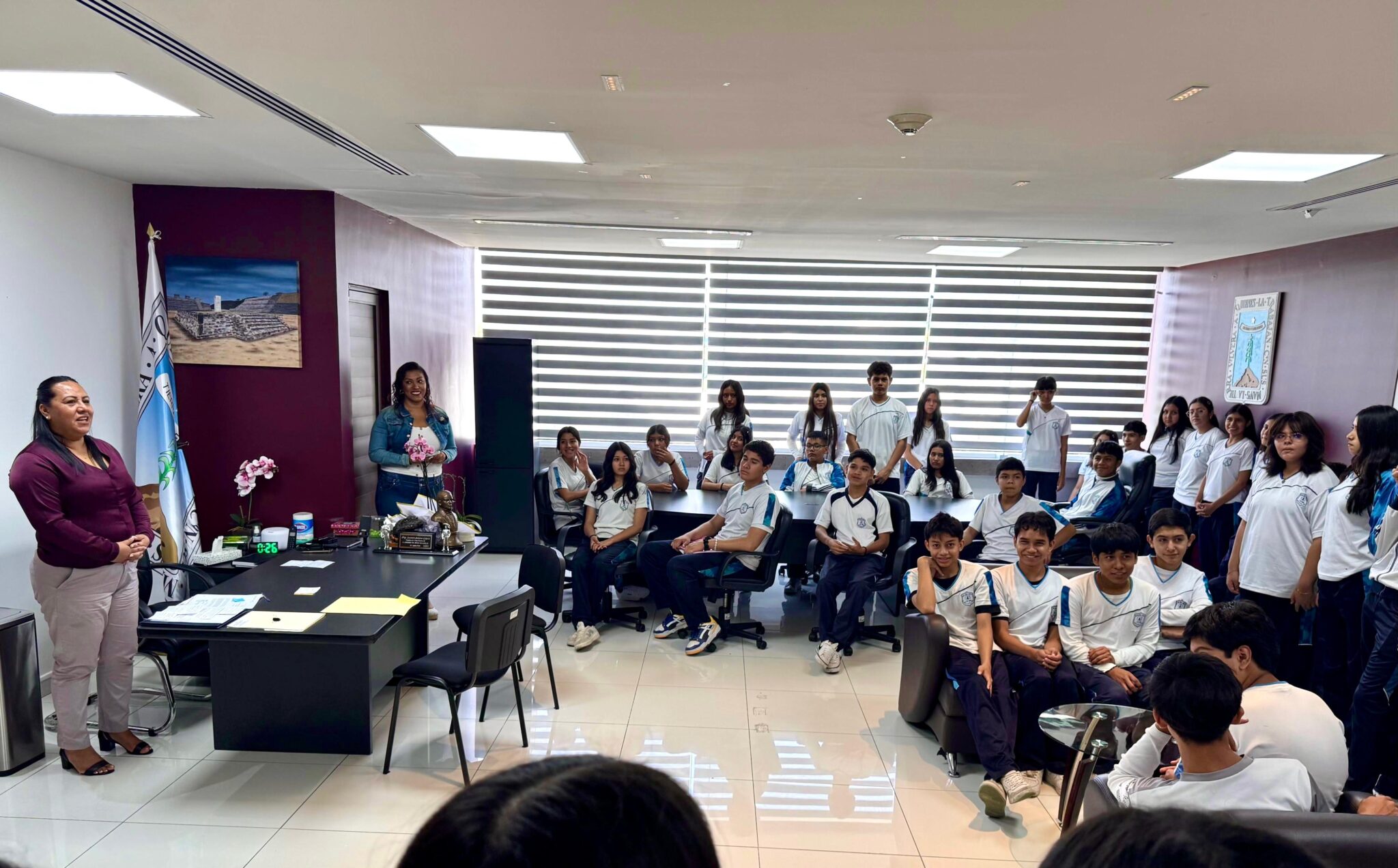 Recibe diputada Jazmín Solano López, afirmó alumnos de la Secundaria Federal "2 de abril" de Temixco, en el Congreso del Estado de Morelos 4 1000809029