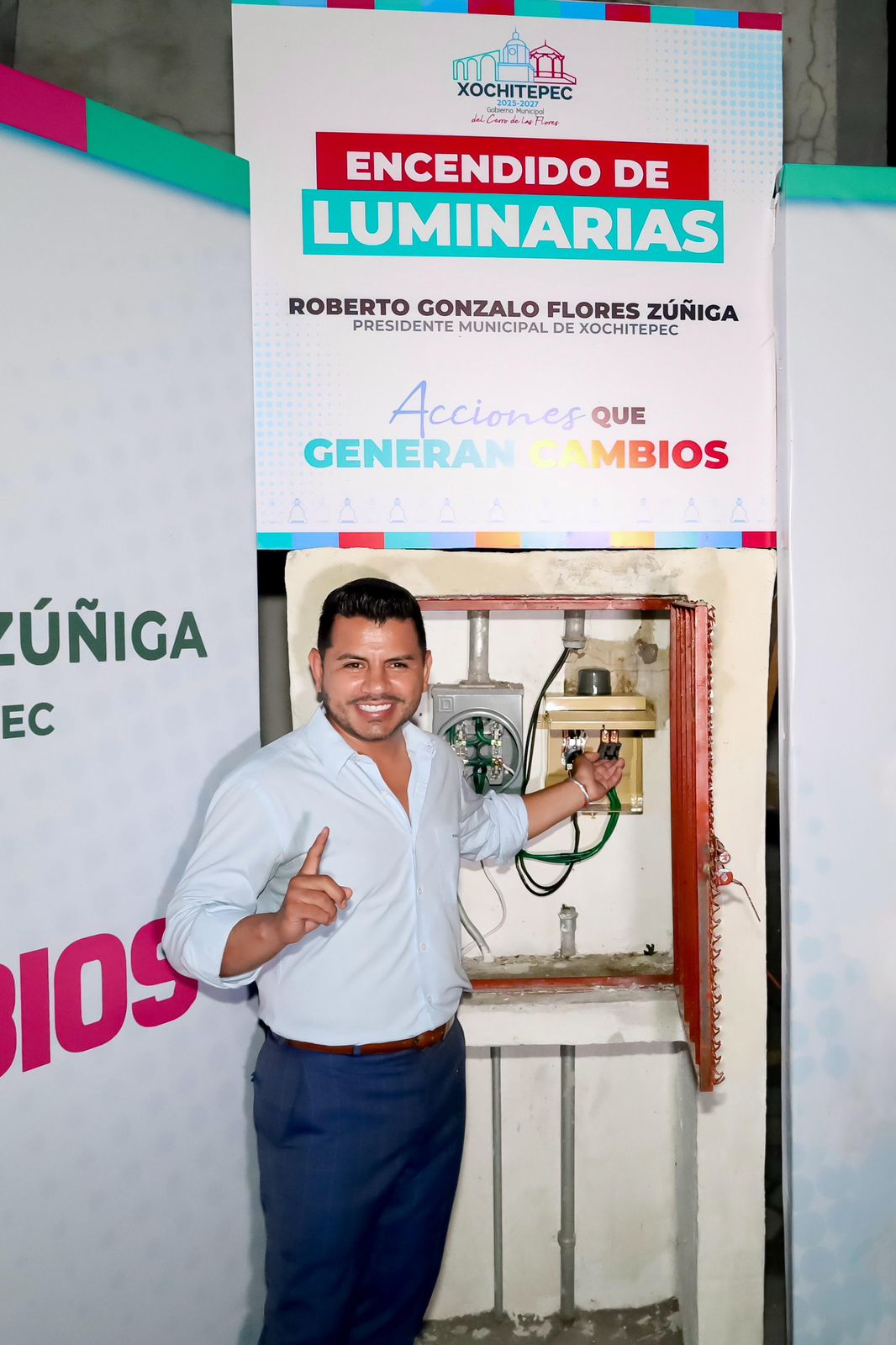 Ilumina Roberto "Chalo" Flores bulevar del poblado de Alpuyeca 3 1000914563