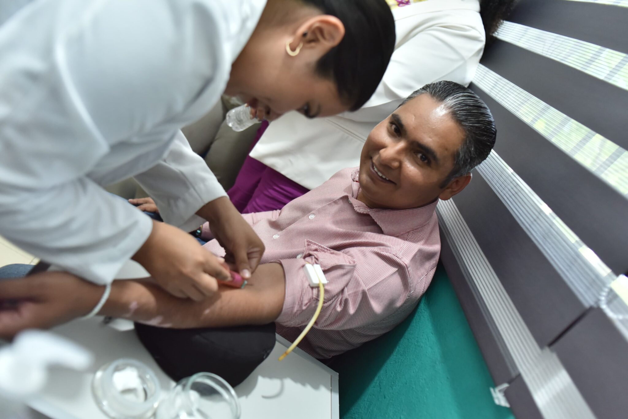 Suma Santos Tavarez análisis clínicos gratuitos a los servicios médicos en Emiliano Zapata 4 1000927751