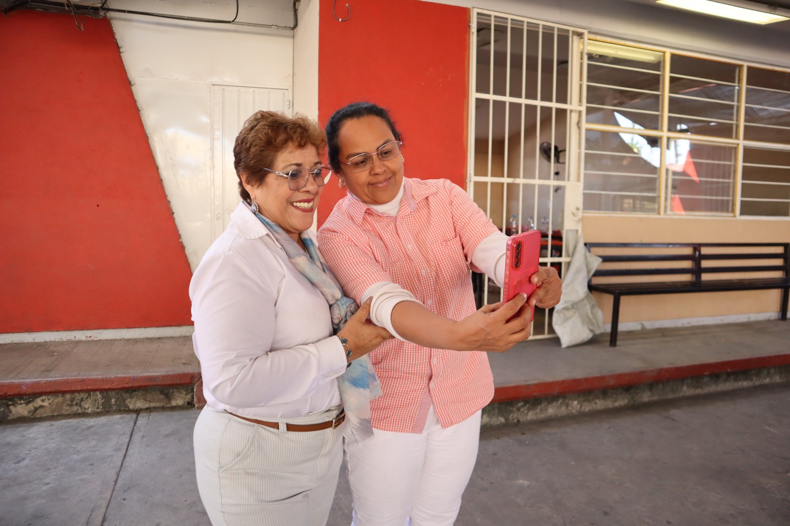 Fortalece infraestructura educativa en Cuautla, Dip. Ruth Rodríguez con el Programa #DiputadaEnTuEscuela 6 1001309290