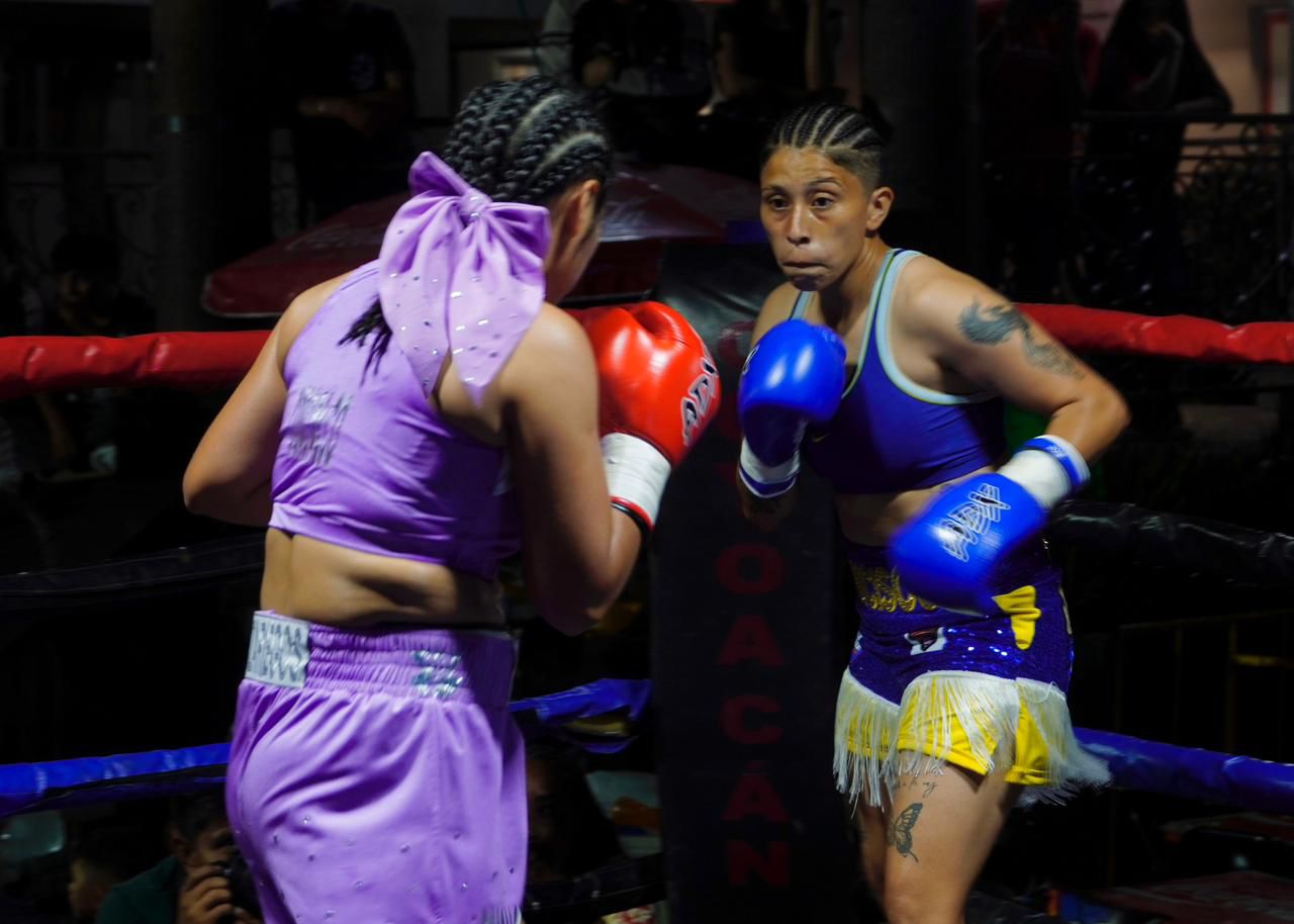 Exitosa función de boxeo profesional internacional en Emiliano Zapata 3 1001315745