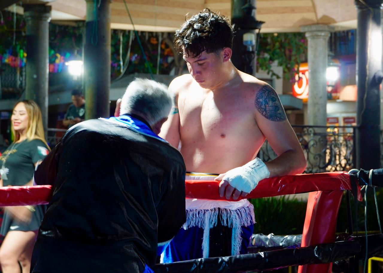 Exitosa función de boxeo profesional internacional en Emiliano Zapata 7 1001315751