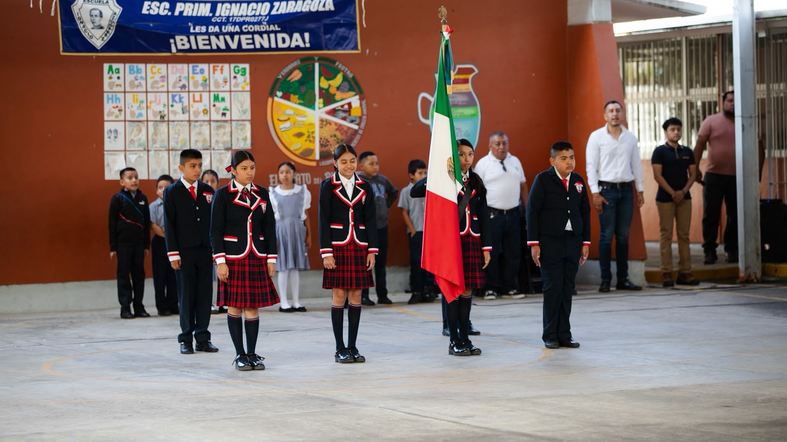 Arranca Marco Cuate construcción de techumbre en primaria de la comunidad de Tlalayo 10 1001592504