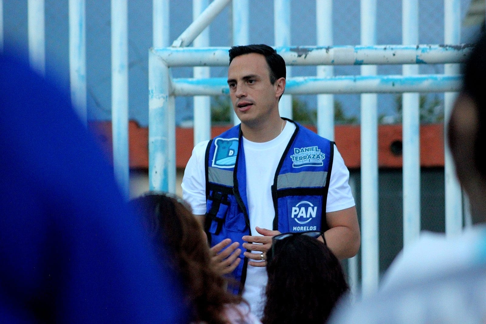 Diputado Daniel Martínez Terrazas reafirma compromiso con familias de la colonia Las Águilas 1 1001628739