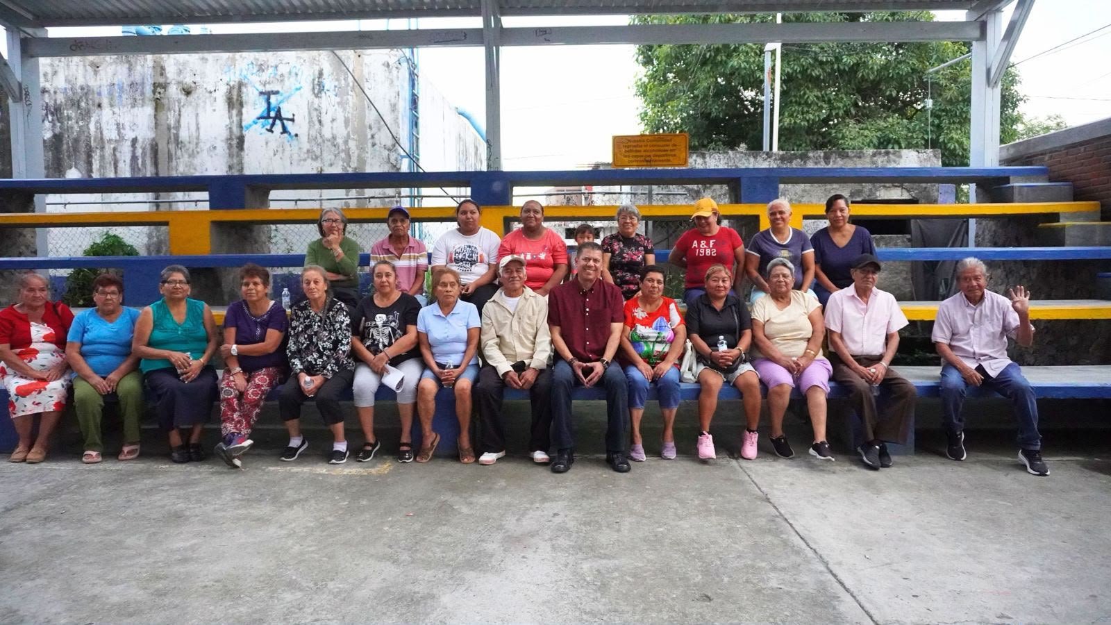 Javier Bolaños recorre Los Pilares; vecinos exponen necesidades de la colonia 4 1001690004