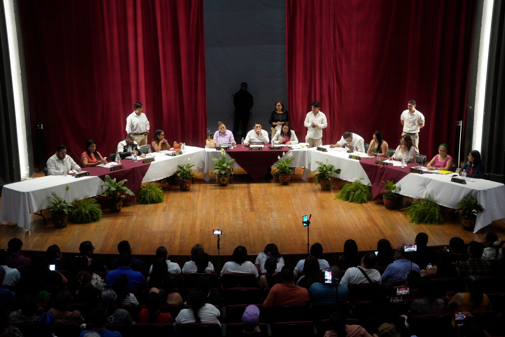 CABILDO DE CUAUTLA APRUEBA POR UNANIMIDAD ACUERDOS EN SEGUNDA SESIÓN ORDINARIA