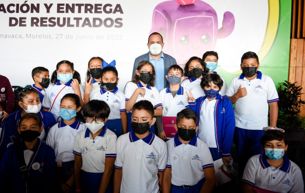 Recibe Cuauhtémoc Blanco los resultados de la Consulta Infantil y Juvenil realizada por el INE 8 IMG 20220627 WA0144 1