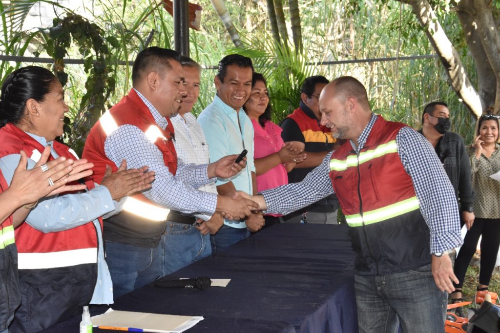 Adquiere sistema de agua de Temixco 4 camionetas para mejorar la calidad del servicio 1 TEMIXC VAS AGUA