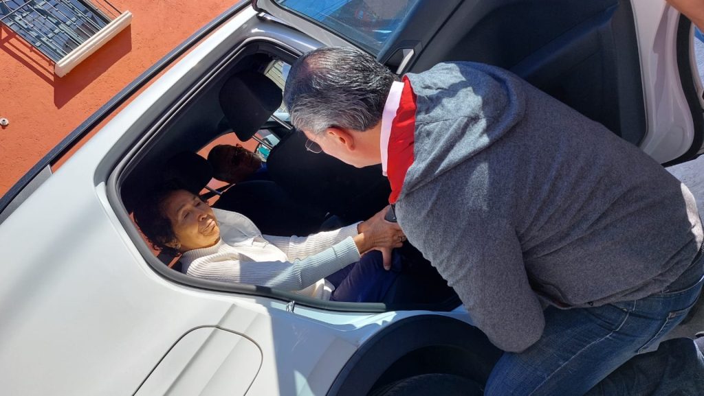 Alcalde Rafael Reyes entrega pavimentación de privada Las Rosas en la colonia Lomas de Jiutepec 3 img 20230104 wa00145642091476530982504