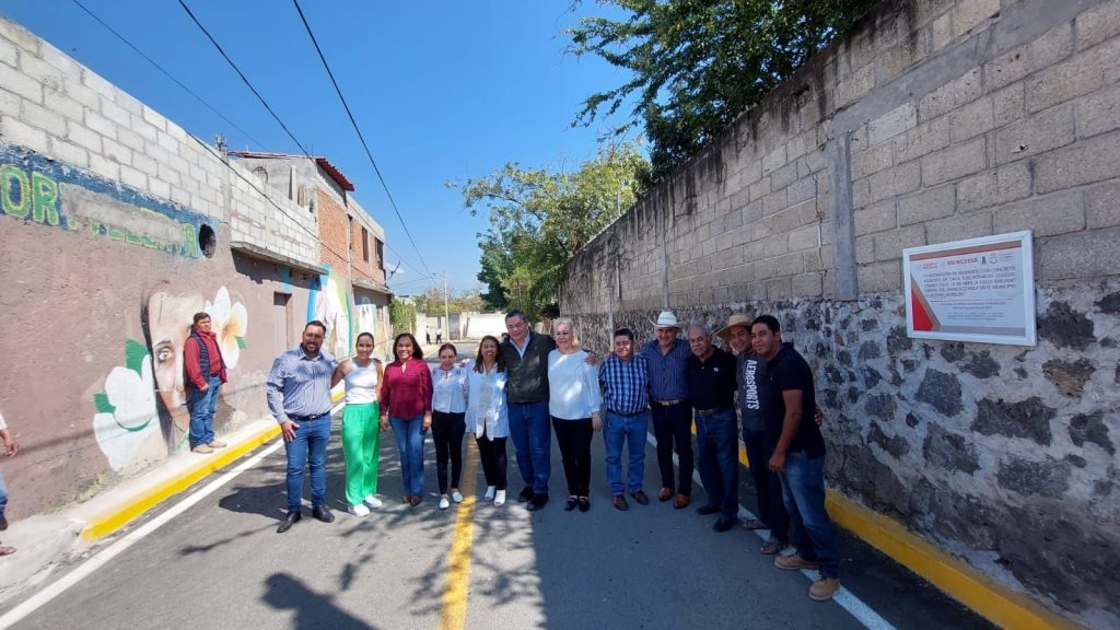 Entregó edil de Jiutepec obra de pavimentación en la colonia Francisco Villa 1 RAFA EN OBRA