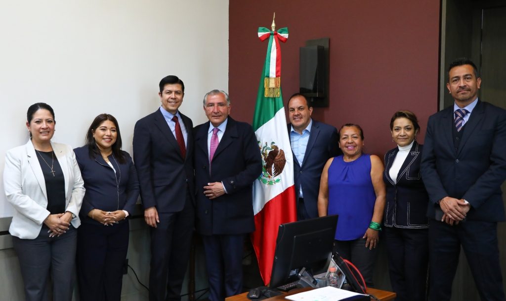 Se reúne secretario de Gobernación con gobernador de Morelos y legisladores de esa entidad 1 augusto y dio mor