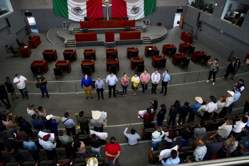 <strong>Escucha Congreso inconformidad del pueblo de Tetela del Volcán por terna para la elección de alcalde sustituto</strong> 1 DI´P Y TETE