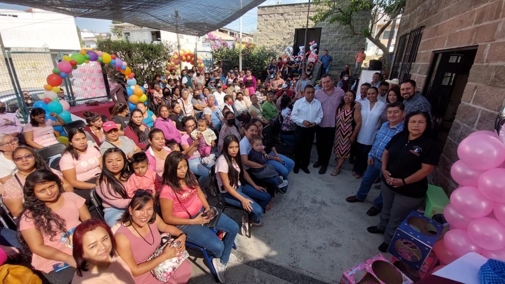 Pone Rafael Reyes en operación centro de desarrollo comunitario en la Cuauhtémoc Cárdenas 1 RAFA Y BANDASSSSSS