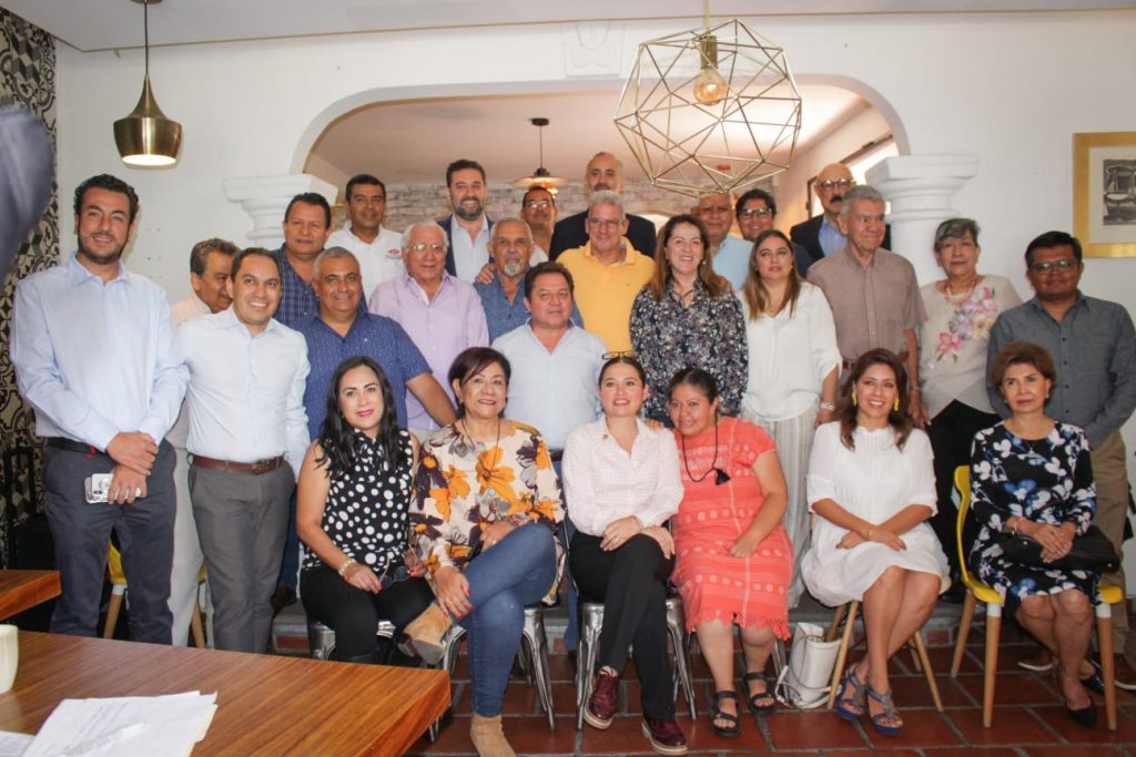 Se reúne Margarita González Saravia con empresarios del CCE 1 EMPRESARIOS CON MARGARA