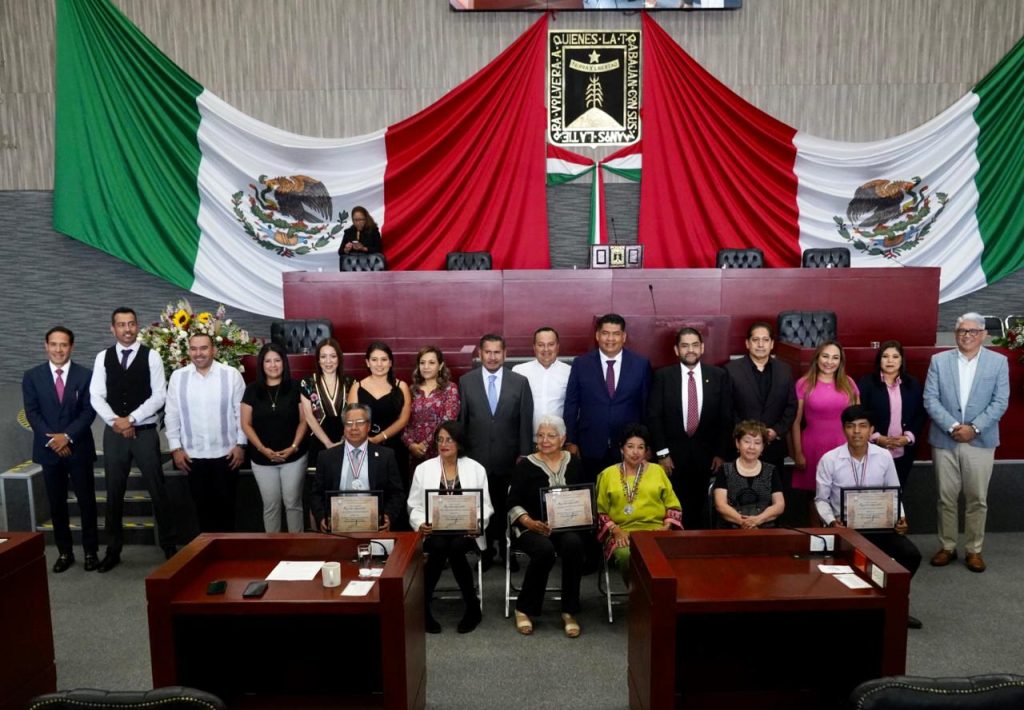A la coincidencia y la unidad, convocó el presidente del Congreso, al conmemorar el 154 aniversario de la Creación del Estado de Morelos 1 SES PAC Y BAN
