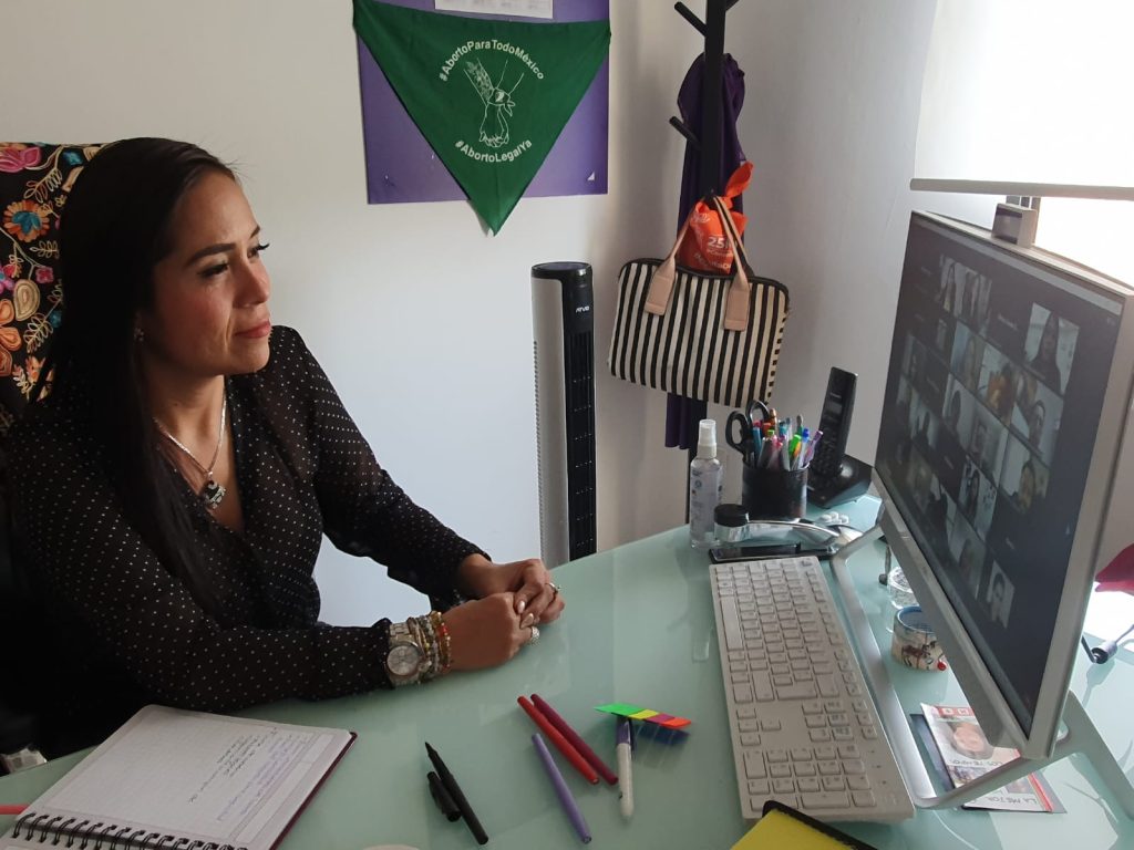 Capacita IMM en materia de igualdad laboral y no discriminación 1 isela en escritorio
