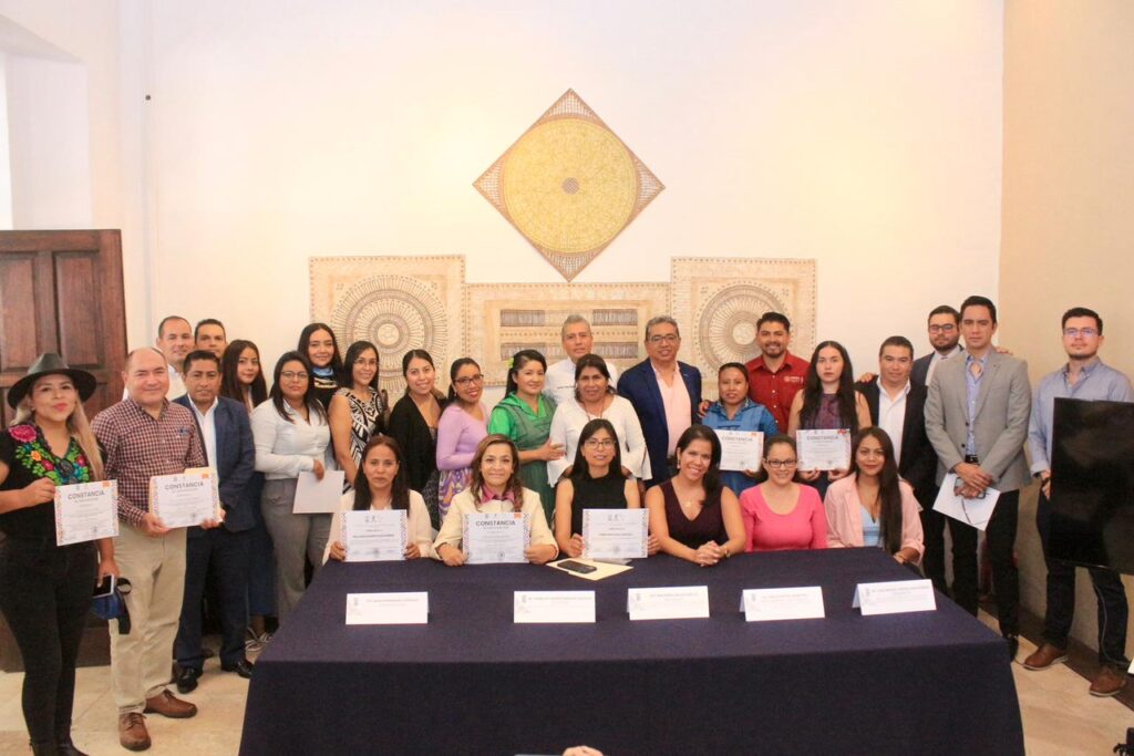 Preside Macrina Vallejo entrega de constancias a participantes del primer curso gratuito “Derecho Indígena“ 1 51c3f7fd d18c 4d62 8e84 5c9b0ef32ed4